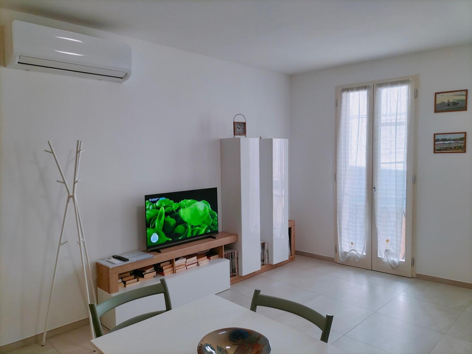 Apartamento Facentro - Pratico Flat In Centro Storico Faenza Exterior foto
